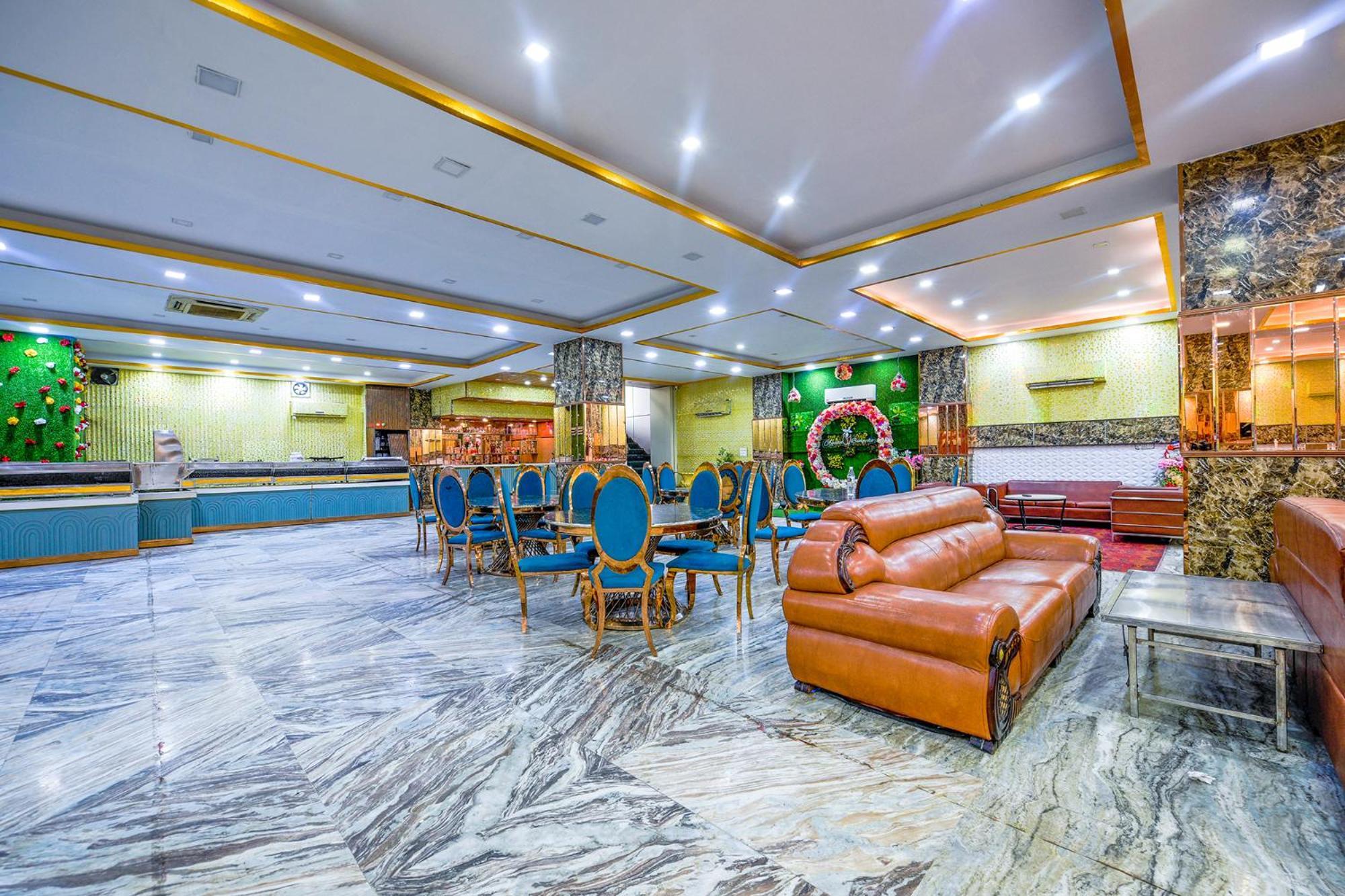 Ayaan Residency Ξενοδοχείο Νόιντα Εξωτερικό φωτογραφία